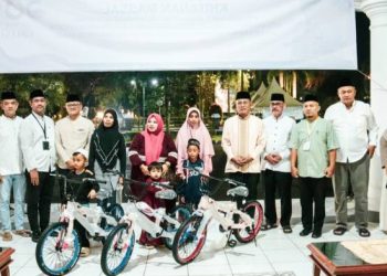 Bupati Herdiat Buka Khitanan Massal Hari Jadi Ciamis ke-384, Puluhan Anak Terima Layanan Gratis