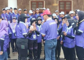 Prestasi Tak Harus Mahal, Pesan Bupati Herdiat Saat Lepas Kontingen POPWILDA dan PORSENITAS Ciamis