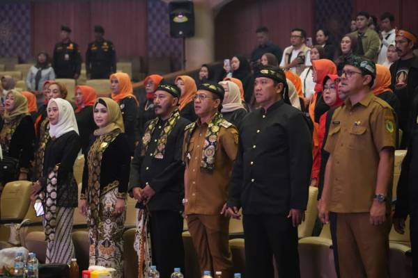 Bupati Bandung Tantang Kadisbud Gelar Festival Seni 3 Episode