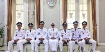 Bupati Garut Lantik Tujuh Kades PAW, Dorong Kepemimpinan yang Amanah dan Berorientasi pada Kesejahteraan Warga