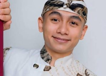 Dalang Khanha Ade Kosasih Sunarya Giri Harja 2 Putu  Bulan Juni Ini  8 Kali Manggung
