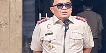 Serahkan 100 Sertipikat pada Warga Desa Langensari, Kakan ATR/ BPN Sebut PTSL Program Strategis Nasional