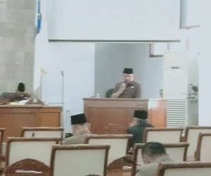 Rapat Paripurna DPRD Garut Dengarkan Nota Pengantar Bupati Tentang Raperda Pertanggung Jawaban Pelaksanaan APBD 2025