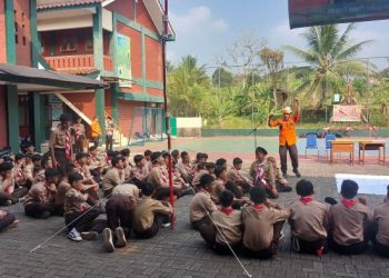MPLS Tak Sekadar Kenalkan Sekolah, SMP, SMA IT MD Fathahillah Gandeng BPBD Bekali Santri Keterampilan Hadapi Bencana 