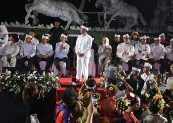 Malam Festival Budaya Hari Jadi Purwakarta, Kemegahan yang Mengandung Makna
