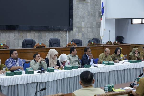 Yudha Puja Turnawan Minta Kerusakan Sekolah Segera Ditangani, Dorong Kolaborasi BOS, CSR dan Baznas
