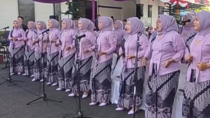 Juara Jabar, Paduan Suara PGRI Ciamis Tembus Televisi Nasional dan Siap Meriahkan HUT RI Jabar