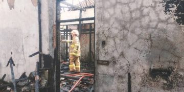 Respons Cepat Damkar Ciamis Jinakkan Kebakaran di Jalan Cipto, Tak Ada Korban Jiwa