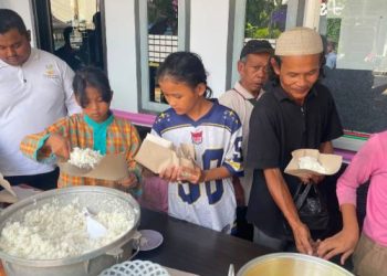 Tak Sekadar Berbagi Makanan, Jumat Berkah Dinsos Satukan Warga dalam Kebersamaan