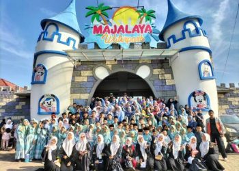 Waterpark Majalaya di Desa Neglasari Kolam Renang Terlengkap Pertama di Majalaya