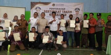Serahkan 1000 Sertipikat PTSL di Paseh, Kepala BPN: Berikan Kepastian Hukum dan Tingkatkan Nilai Ekonomi Tanah