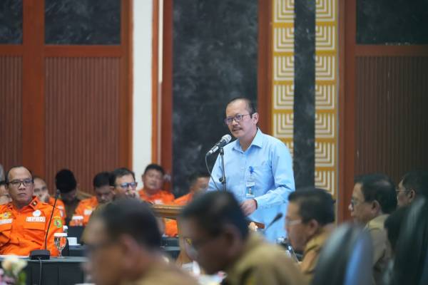 Bupati Bandung Instruksikan OPD dan PDAM Bergerak Cepat Atasi Dampak Kekeringan