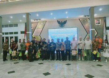 Peserta Festival Layang-Layang Internasional Dijamu Bupati Garut