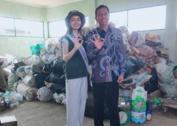 Kunjungi Ciamis, Putri Indonesia Lingkungan Hidup Pelajari Inovasi Maggot dan Bank Sampah
