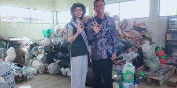 Kunjungi Ciamis, Putri Indonesia Lingkungan Hidup Pelajari Inovasi Maggot dan Bank Sampah