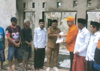 BAZNAS Ciamis Salurkan Bantuan untuk 4 Keluarga Korban Kebakaran di Margaharja