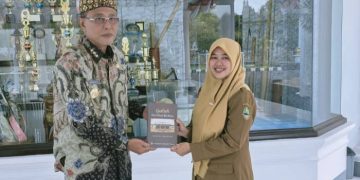 Batik Cakra Galuh Tembus Pendopo Ciamis, Bupati Herdiat Pesan Karya Mia Sumiari Dewi