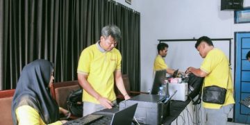 Ratusan Warga Jatinagara Serbu Layanan Disdukcapil, Pelayanan Berlanjut hingga Malam