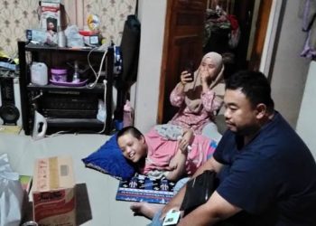 Kepedulian untuk Ayu Rahayu, Yudha Puja Turnawan Dorong Kemensos Salurkan Kursi Roda