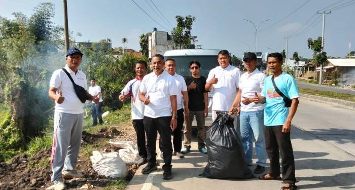 Pemkab Garut Ajak 10 Orang dari Berbagai Instansi Ikuti Apel dan Gerakan ASRI Sambut HUT ke-81 RI