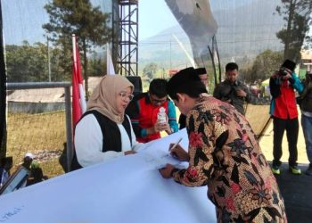 Belasan Ribu Guru Ngaji Garut Tandatangani Petisi di Porsadin : Tuntut Kepastian Insentif dan Kesejahteraan