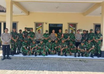 Perkuat Sinergitas TNI-Polri, Polsek Sukatani Terima Kunjungan Praktik Lapangan Siswa Pusdikter