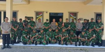 Perkuat Sinergitas TNI-Polri, Polsek Sukatani Terima Kunjungan Praktik Lapangan Siswa Pusdikter