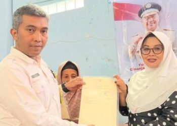 Berkah Maulid Nabi, Warga Desa Lamajang Pangalengan Terima Sertifikat Tanah Elektronik Gratis dari BPN
