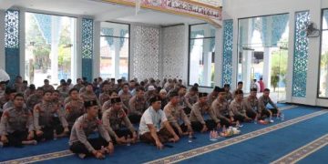 Polres Garut Menggelar Kegiatan Ngaji Kebangsaan Tingkat Polres Garut, Perkuat Keimanan dan Semangat Pengabdian Personel
