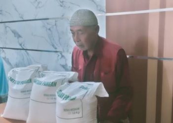 1.146 KPM Muktisari Terima Beras Bantuan Bulog