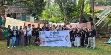 Dari Daun Jadi Produk, Ibu-Ibu PKK Cijati Belajar Kembangkan Ecoprint
