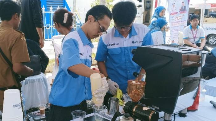 Bukan Sekadar Bisa Seduh Kopi, Disnaker Ciamis Cetak Barista Siap Kerja