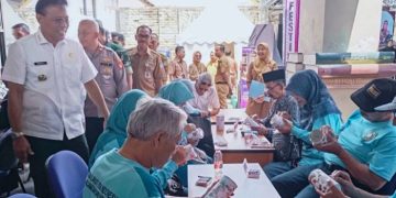 Lansia Ikut Lomba Mewarnai, Ketua LLI Ciamis Apresiasi Festival Literasi