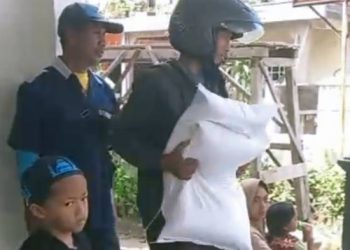 1.039 KPM Sukasenang Terima 30 Kg Beras Bantuan Bulog