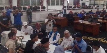 Ketua Komisi IV DPRD Purwakarta Semprot Sekwan, Surat Pernyataan Buruh Salah Format