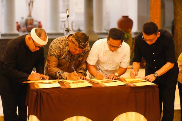 Pemkab dan Kejari Purwakarta Teken PKS, Perkuat Pendampingan Hukum