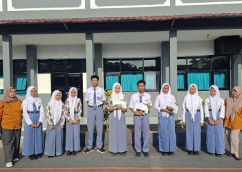 Lomba Batik Mia-Prameswari di SMAN 1 Panawangan Lahirkan Tiga Motif Juara