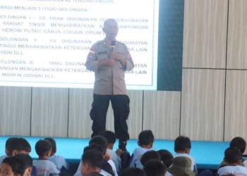 Sat Binmas Polres Purwakarta ajak siswa SDN 6 Cisereuh stop bullying