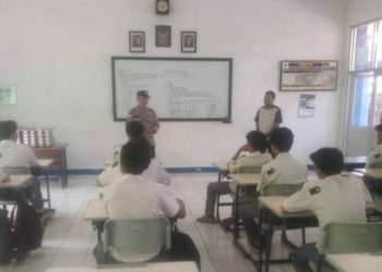 Cegah Pelajar Terprovokasi Aksi Unjuk Rasa, Polres Purwakarta Edukasi Siswa SMK Bina Taruna