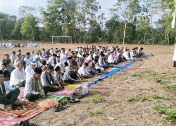 Sulit Air, Warga Pangrumasan Ciamis Gelar Salat Istisqa