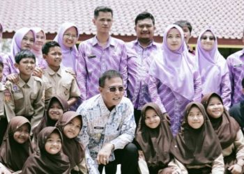 Sekolah Bantuan Revitalisasi Presiden Diresmikan, Bupati Herdiat Sampaikan Terima Kasih