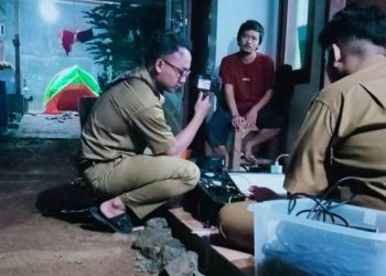 Dedikasi Tinggi, Dari Pagi hingga Malam Disdukcapil Ciamis Layani Warga Rentan