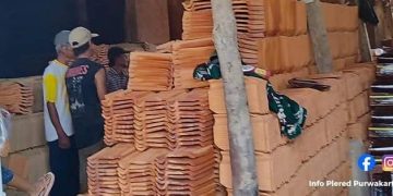 500 Ribu Genteng Plered Mulai Dikirim, Program Gentengisasi Gerakkan Ekonomi Perajin